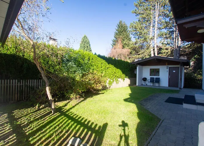 The Steinbock Lodge With Garden And Bbq